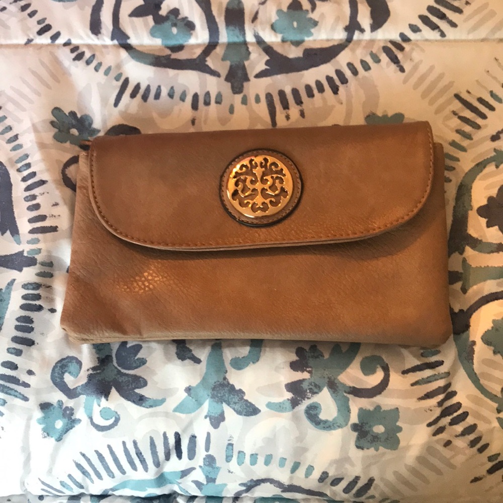 Beige leather clutch